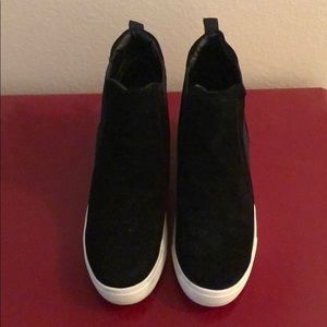Steve Madden black wedge sneakers